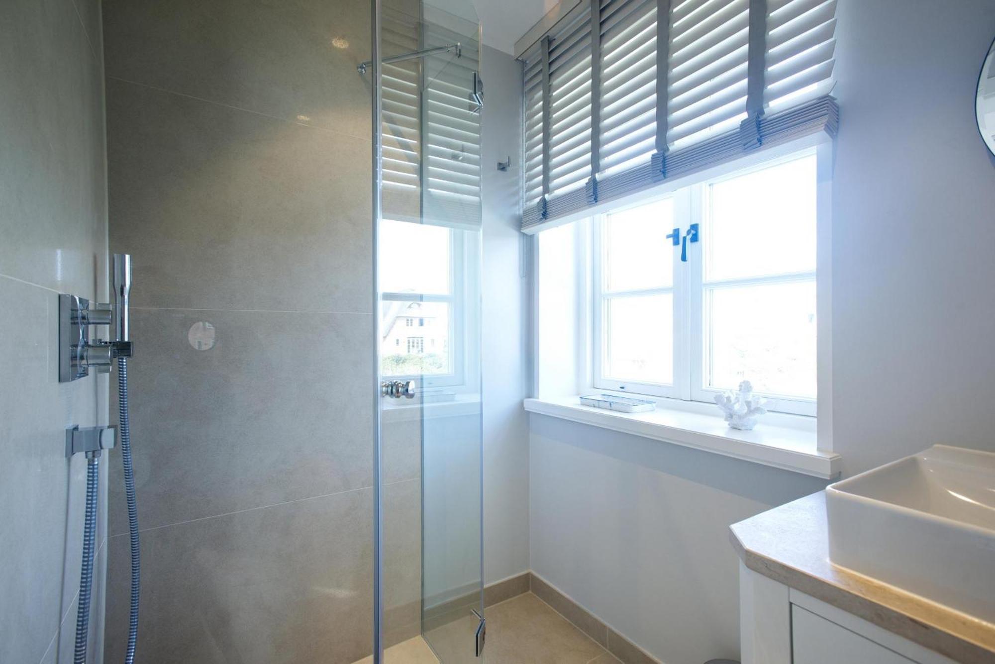 Neu! Ferienhaus Litj Horsa Hoog - Luxus, Lage, Leichtigkeit Mit Wellenrauschen In Wenningstedt Sylt Extérieur photo
